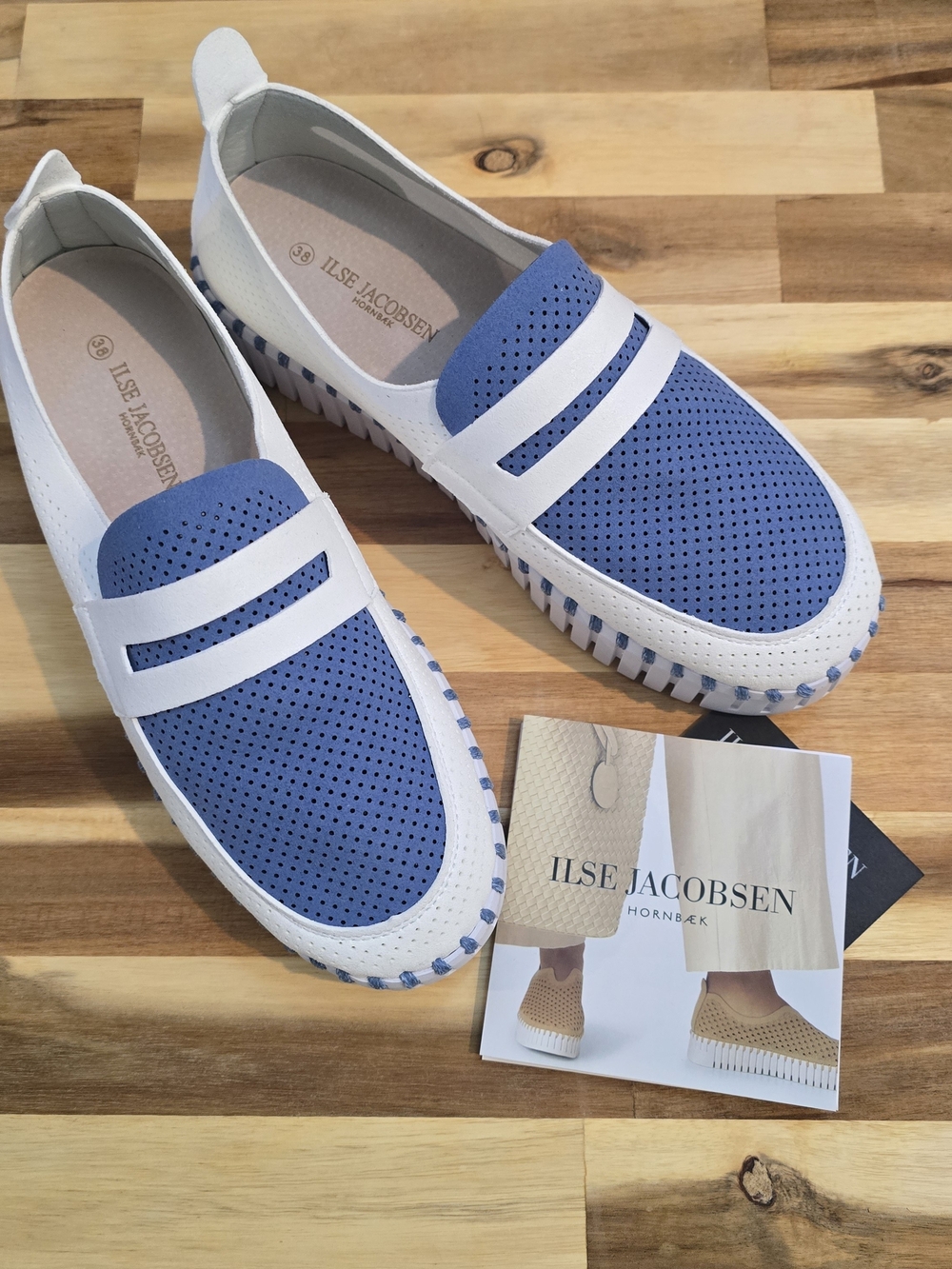 Ilse Jacobsen Womens Tulip  White Regatta Perforated Platform Slip-On Shoes